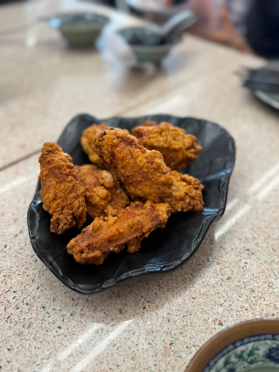 fried chicken wings 8pcs 乳香炸雞翼8隻